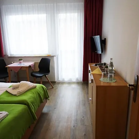بيت ضيافة Duenenhaus زيمبين