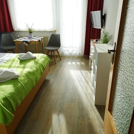 Duenenhaus 3*