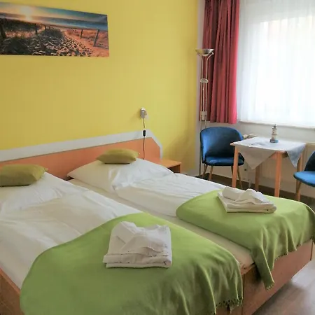 Duenenhaus Guest house Zempin