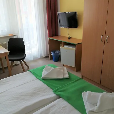 بيت ضيافة Duenenhaus زيمبين