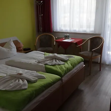 Duenenhaus بيت ضيافة