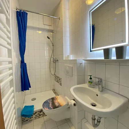 Duenenhaus بيت ضيافة