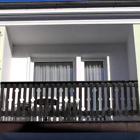 Guest house Duenenhaus 3*