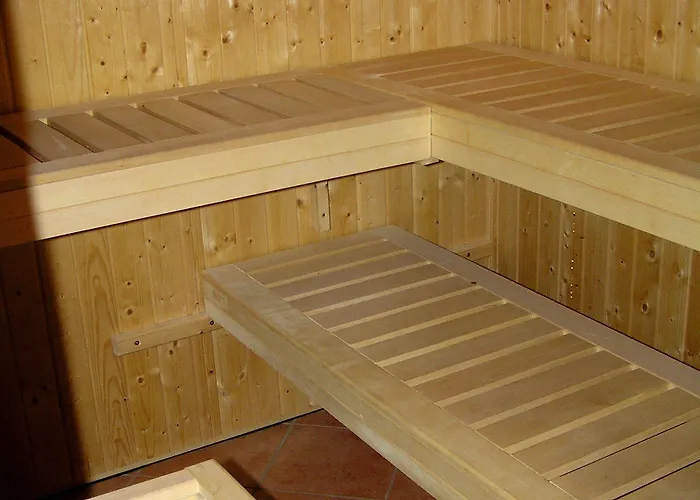 Duenenhaus 招待所 3*